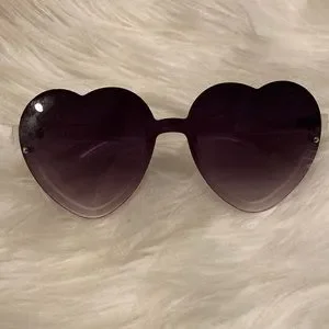 Sam Edelman | Accessories | Nwot Circus Sam Edelman Heart  display picture 2